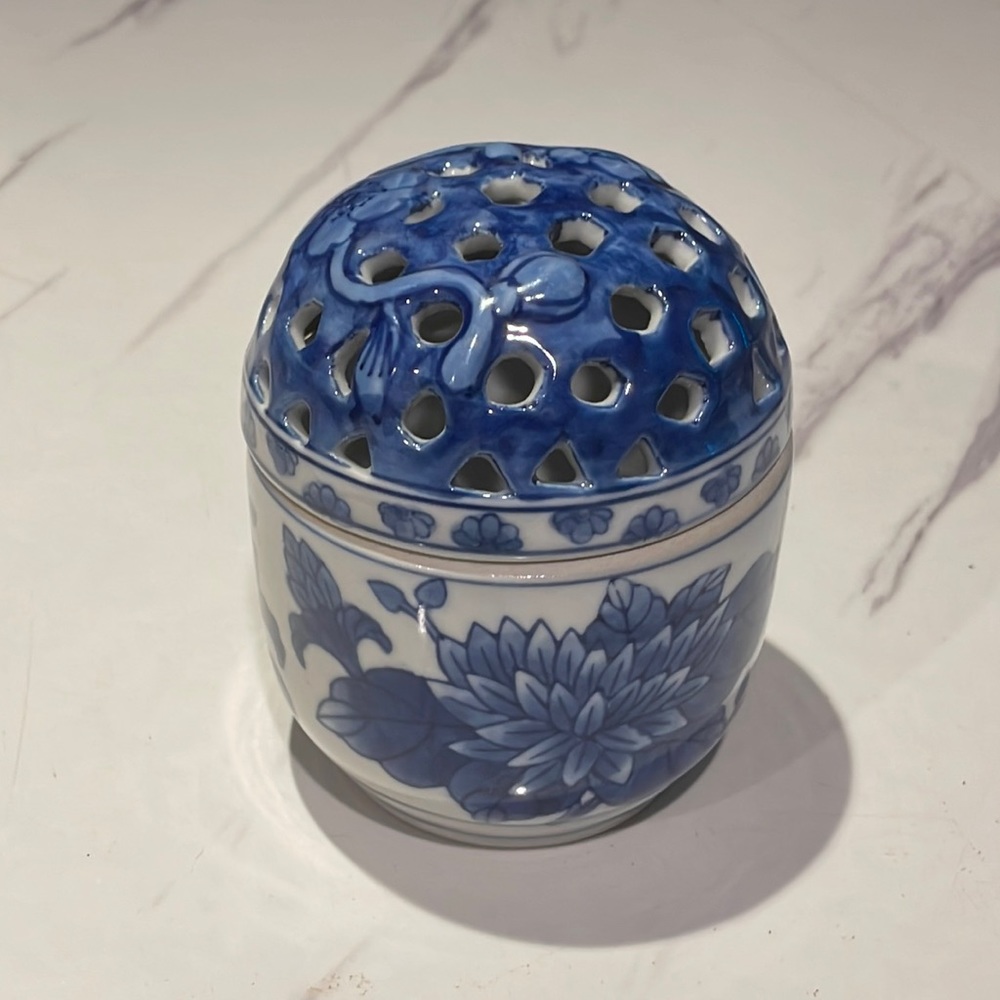 VINTAGE 💙 Moyses Stevens London Potpourri Jar Pot
